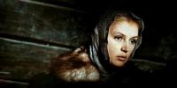 ¿Por qué Anna Karenina se arroja debajo de un tren?